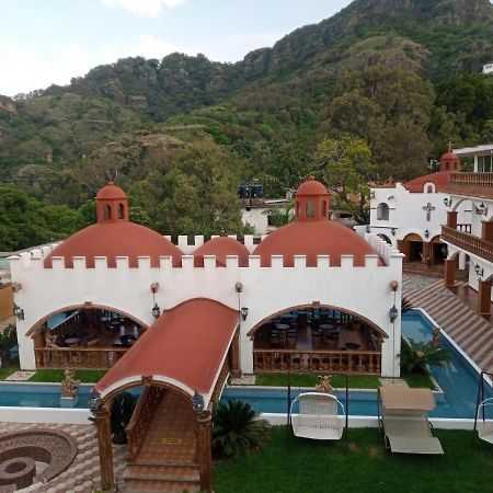 Hotel Leyenda Del Tepozteco Тепоцтлан Екстериор снимка