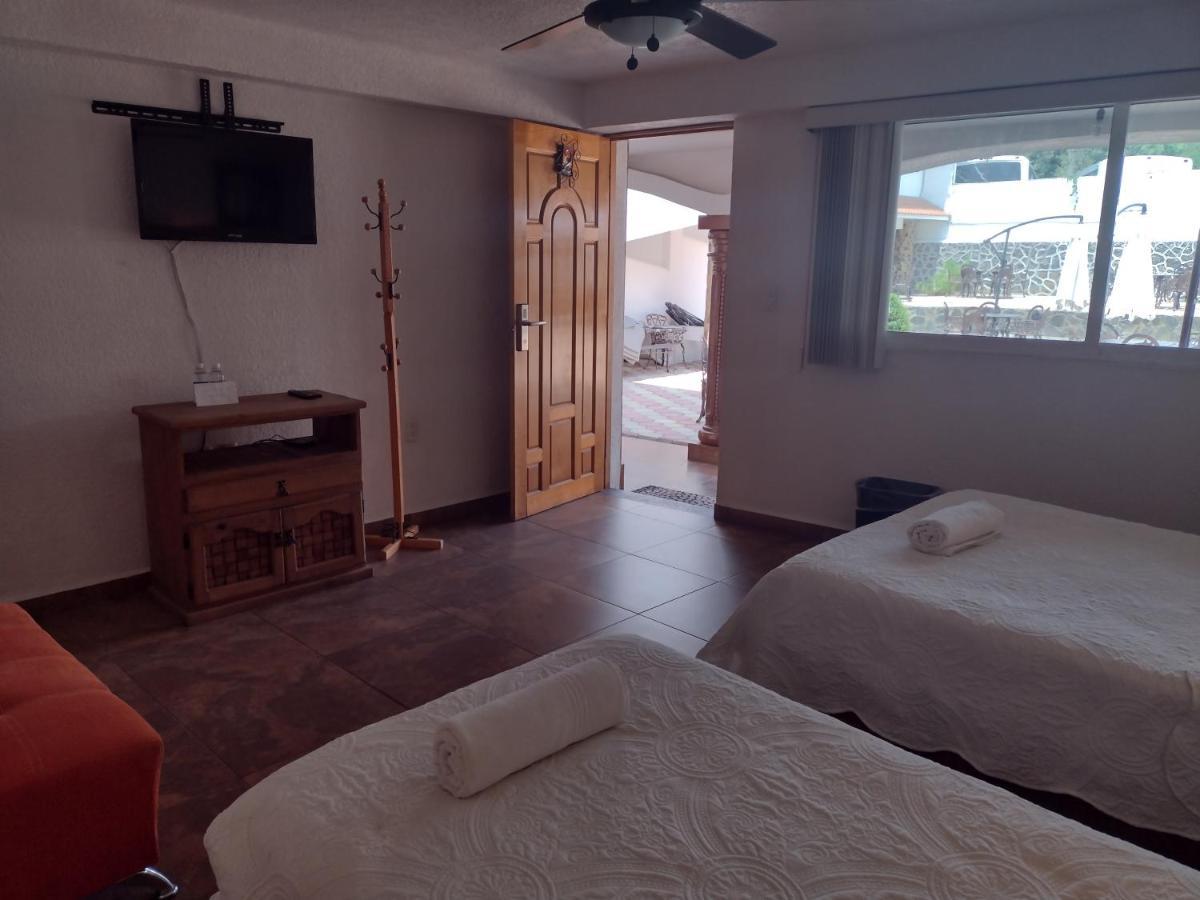 Hotel Leyenda Del Tepozteco Тепоцтлан Екстериор снимка