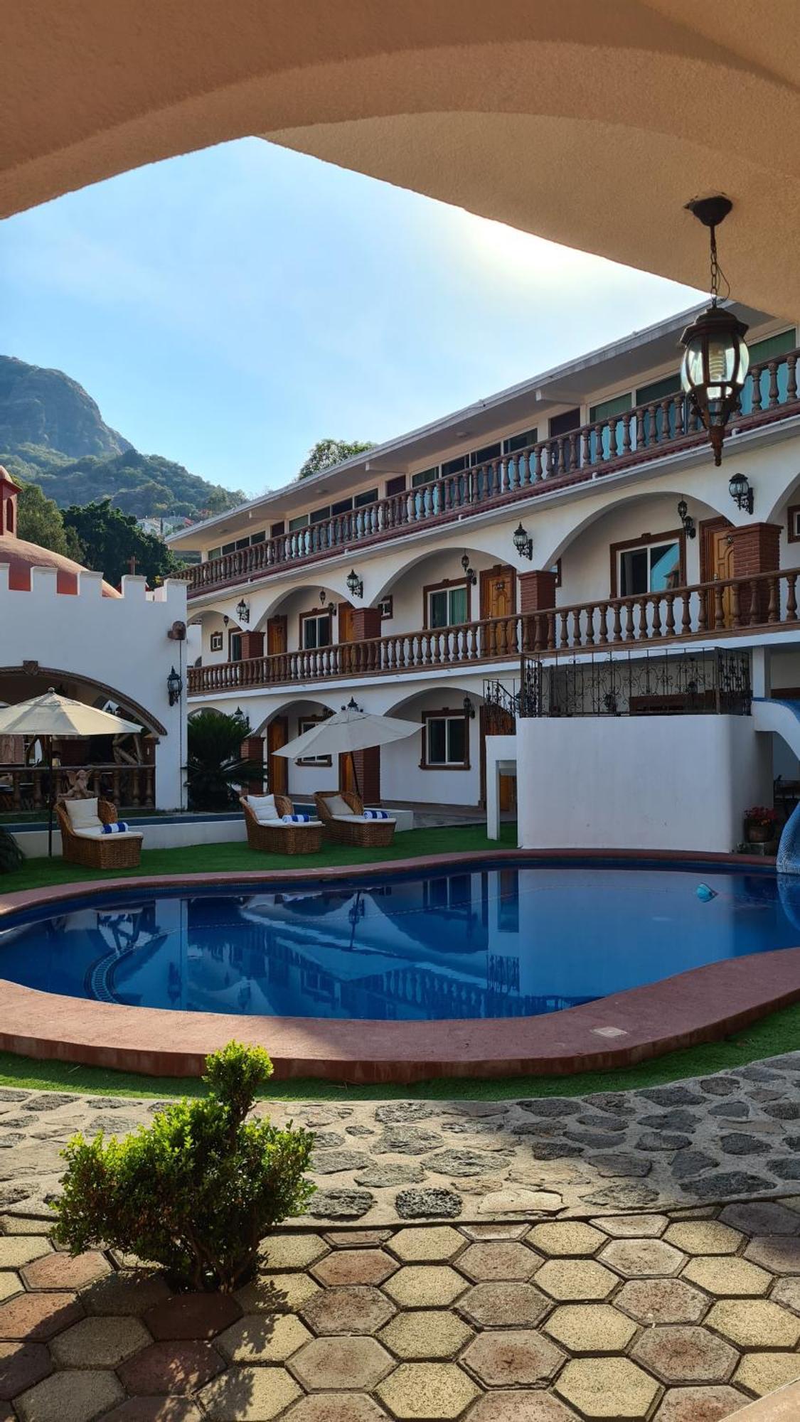 Hotel Leyenda Del Tepozteco Тепоцтлан Екстериор снимка