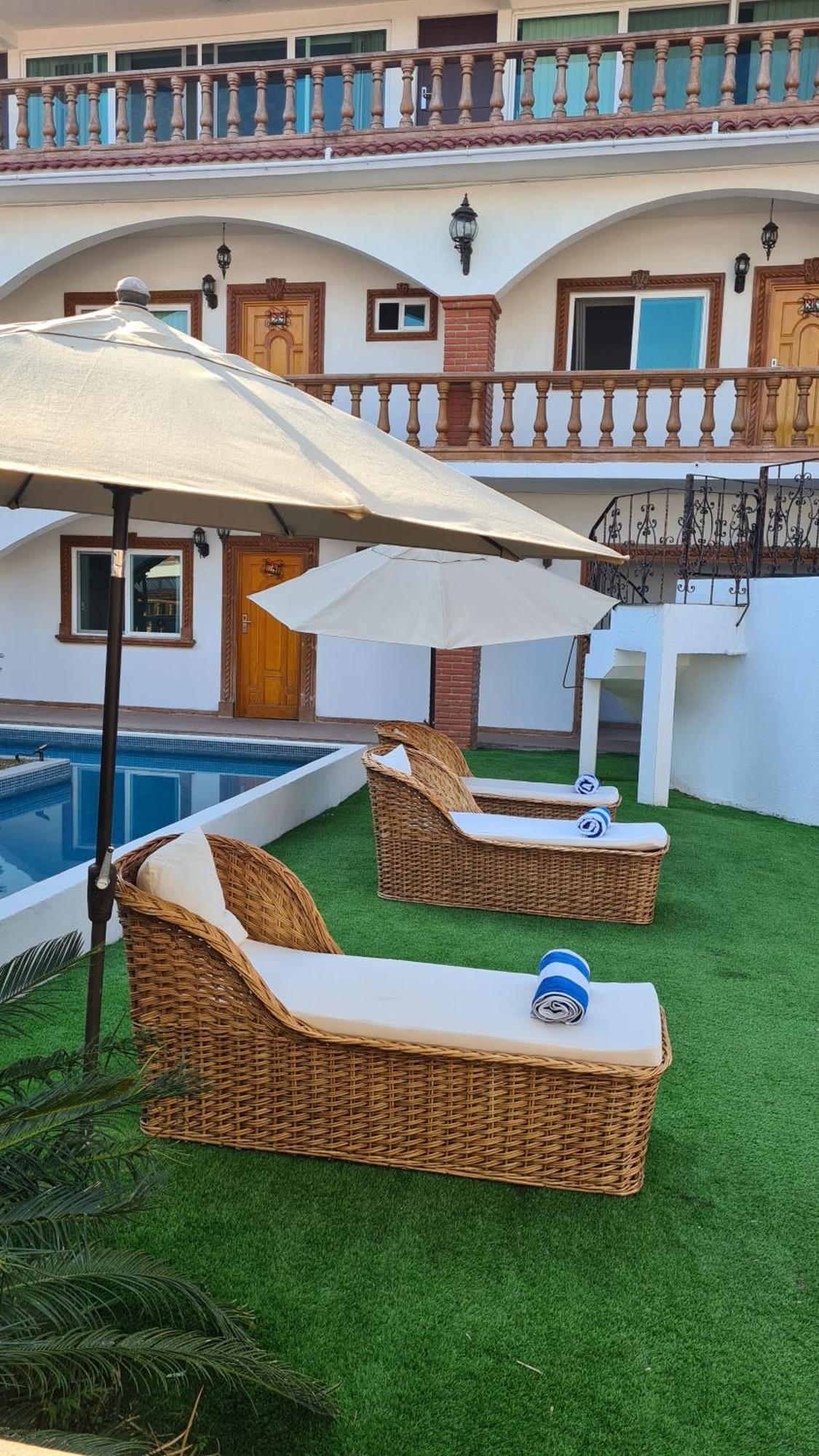Hotel Leyenda Del Tepozteco Тепоцтлан Екстериор снимка
