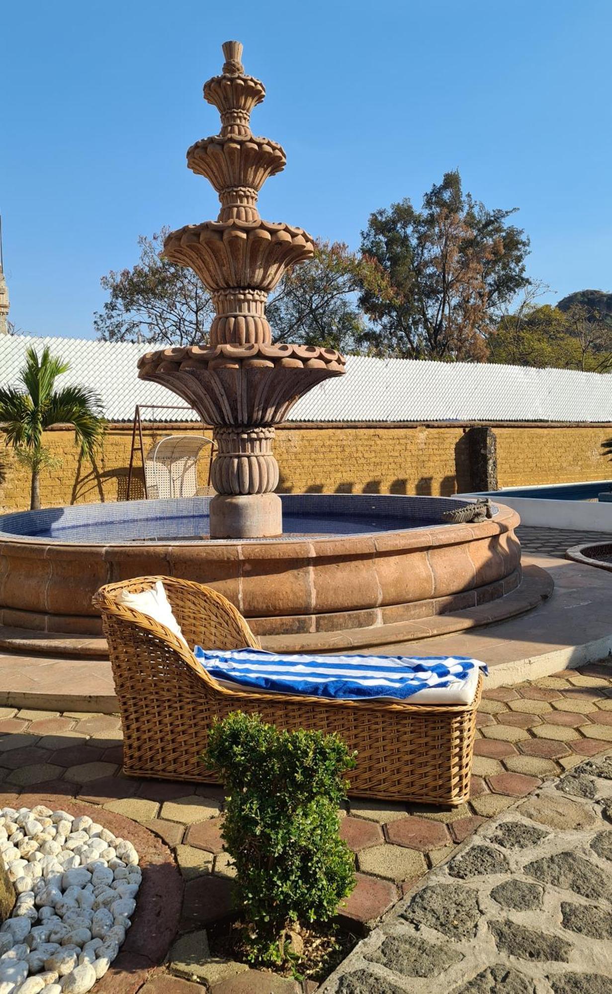 Hotel Leyenda Del Tepozteco Тепоцтлан Екстериор снимка