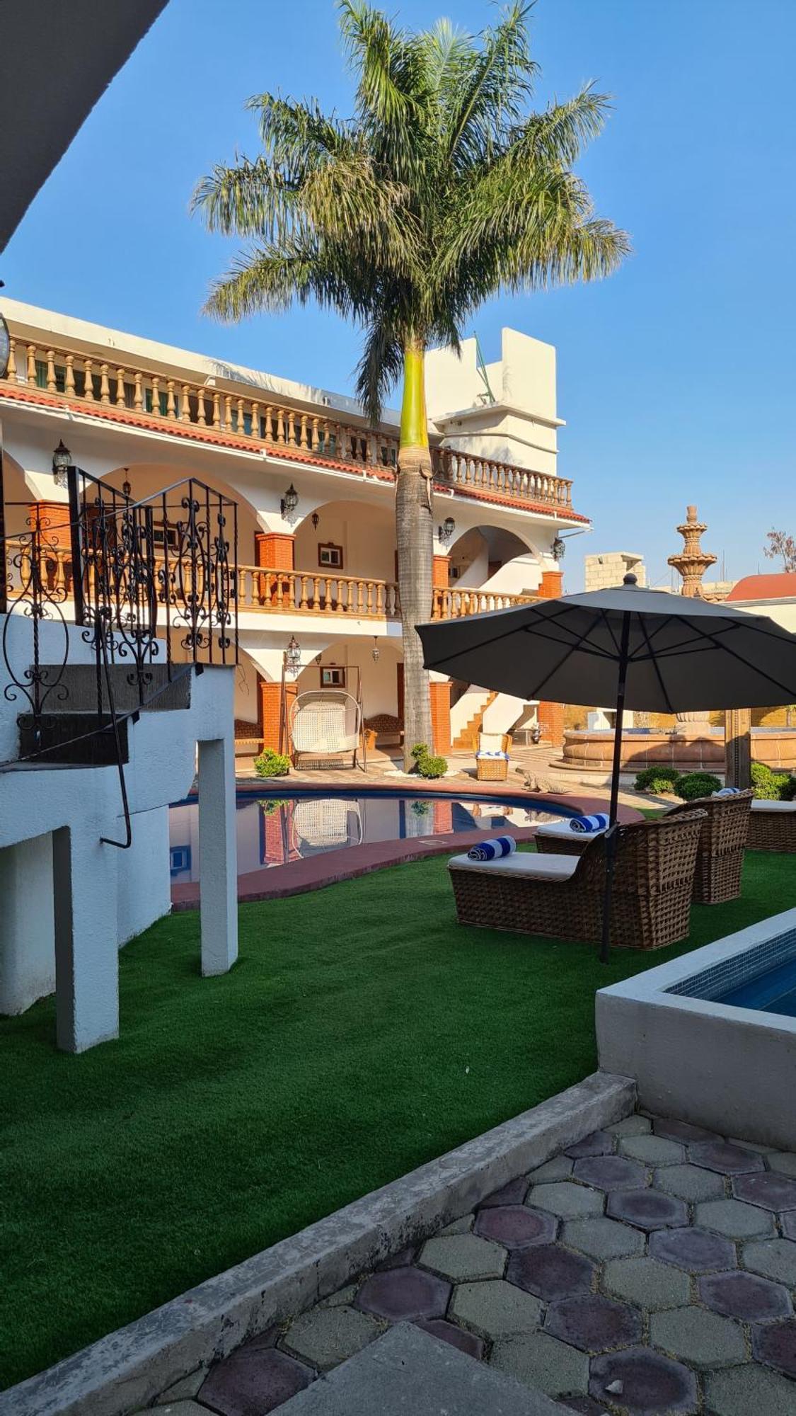 Hotel Leyenda Del Tepozteco Тепоцтлан Екстериор снимка