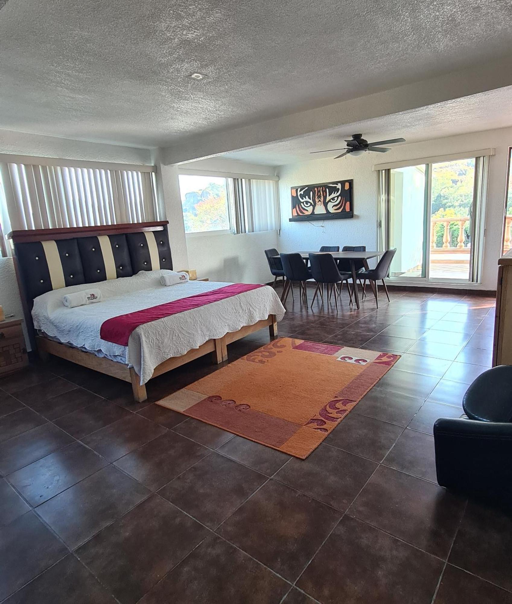 Hotel Leyenda Del Tepozteco Тепоцтлан Екстериор снимка